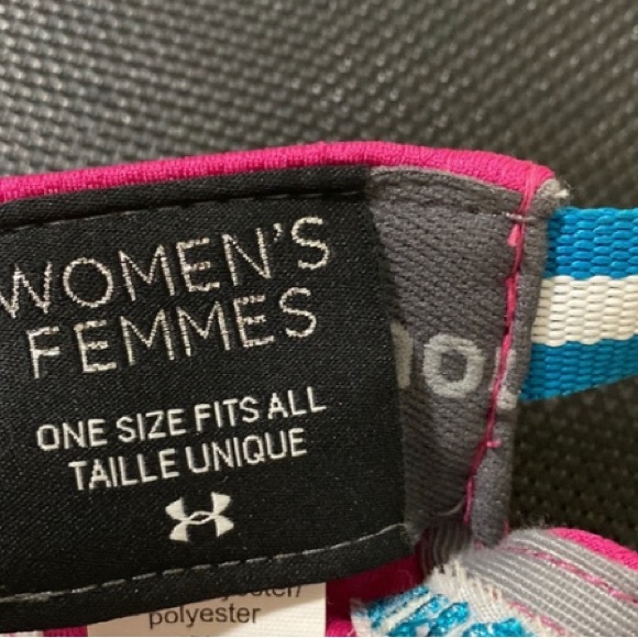 OS adjustable Women’s Under Armour hat - Picture 4 of 5